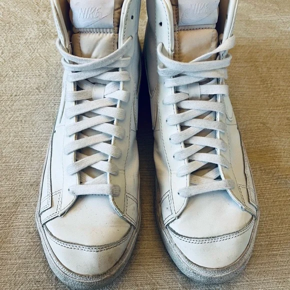 Nike Blazer ‘77 Vintage Mid Triple White - Picture 4 of 11